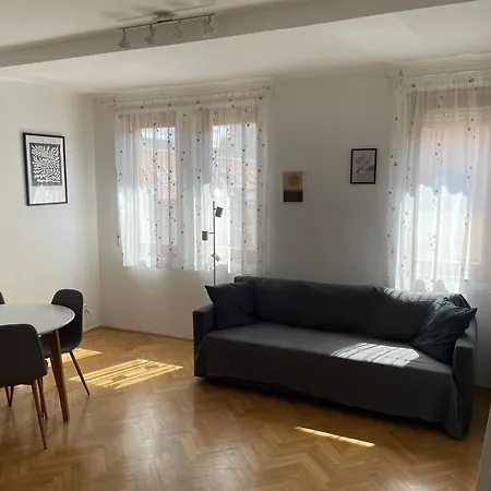Bda Apartmán *